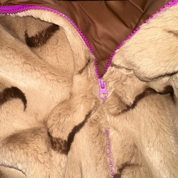 Nike Sportswear AOP Faux Fur Jacket in brown women’s size XXL - Picture 3 of 5